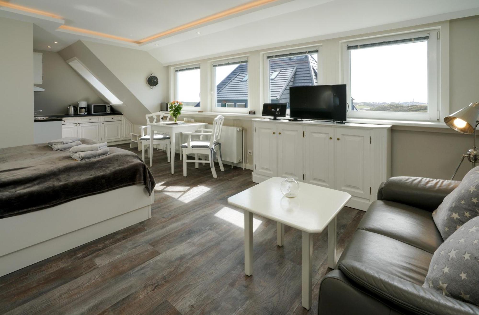 Gurtdeel Leuchtturm-Suite Hornum Exterior photo